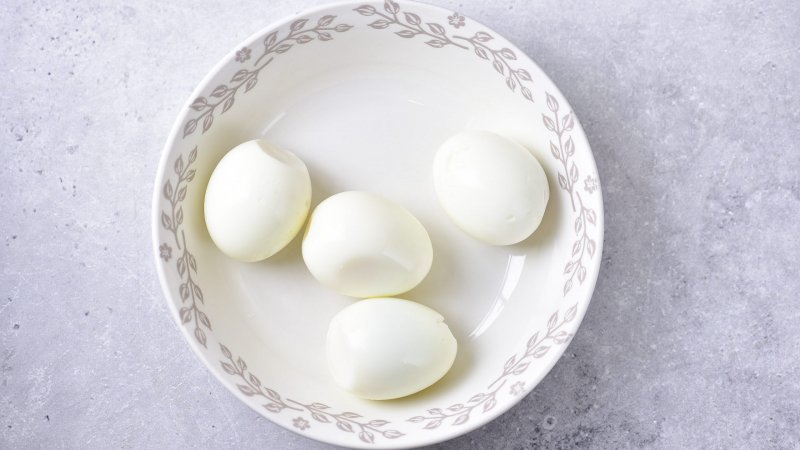 Kotlety z kalafiora i jajek - jak zrobić, przepis, krok 1