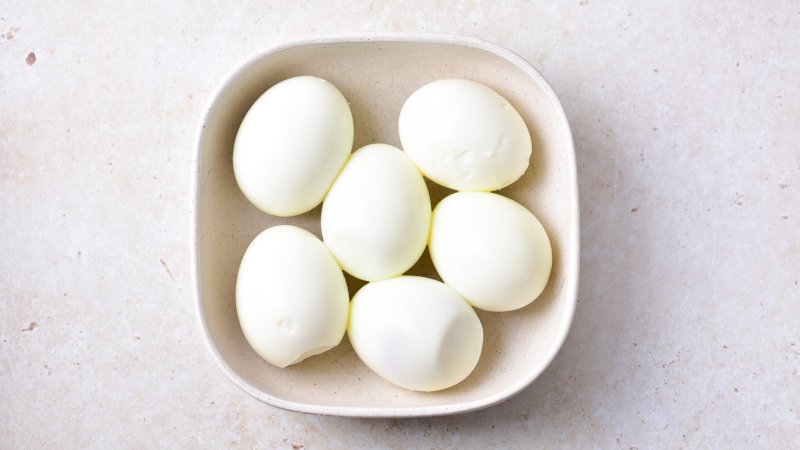 Pasta jajeczna z chrzanem - jak zrobić, przepis, krok 1