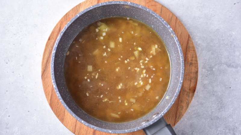 Zupa krem z kalafiora - jak zrobić, przepis, krok 1