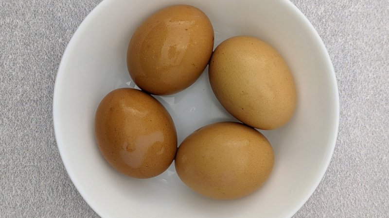Pasta jajeczna z szynką - jak zrobić, przepis, krok 1