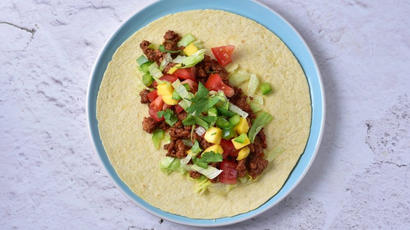 Meksykańskie tacos z mięsem mielonym - jak zrobić, przepis, krok 3