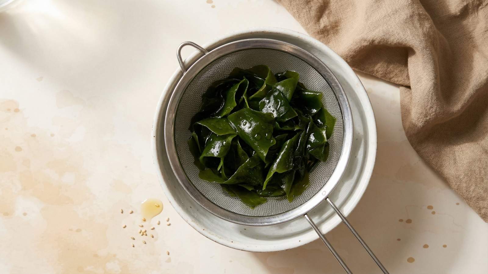 Sałatka Wakame - jak zrobić, przepis, krok 1