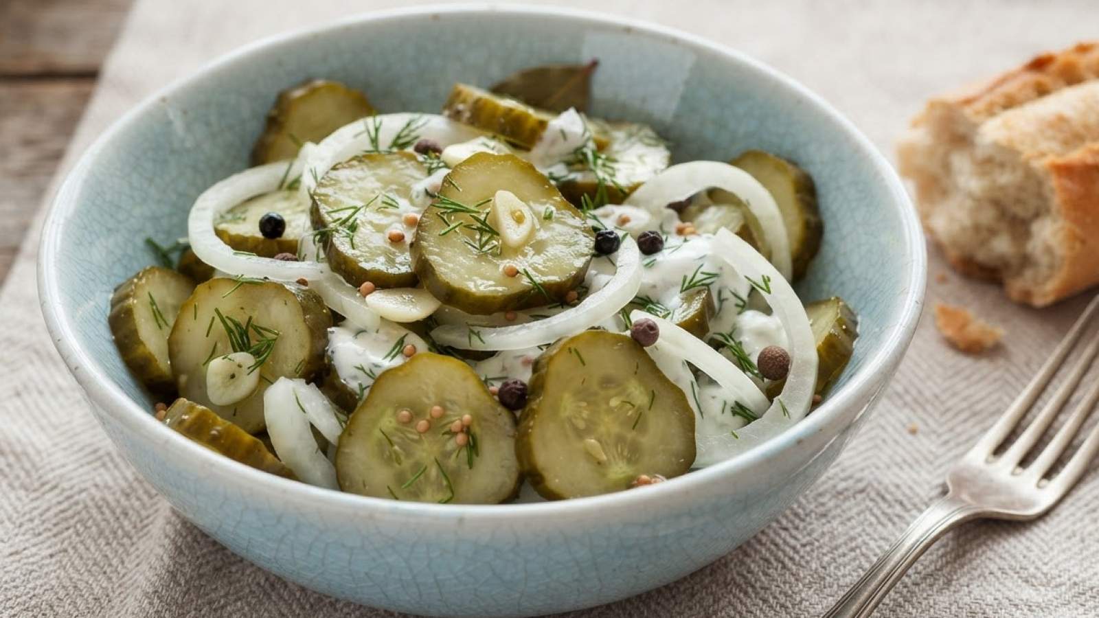 Mizeria na zimę do sloików